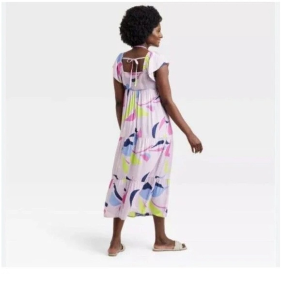 Isabel Maternity Short Sleeve Woven Maternity Dress - Picture 2 of 3